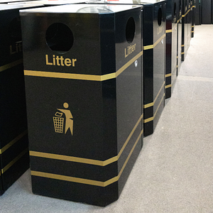 Derby standard litter bins